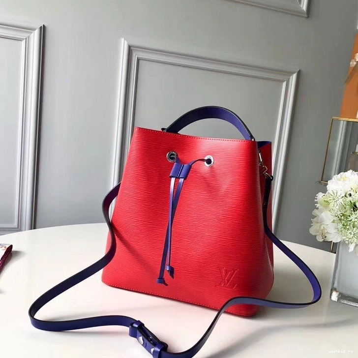 WIS LOUIS NÉONOÉ VUITTON 1227